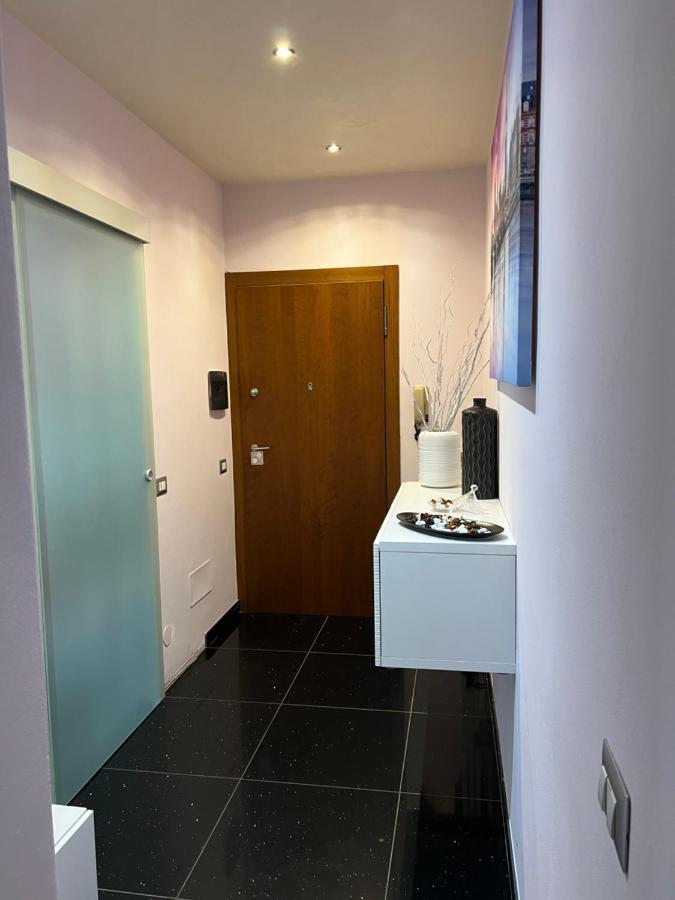 Stay In Style - Vibrant Condo In San Giovanni Lupatoto Exteriér fotografie