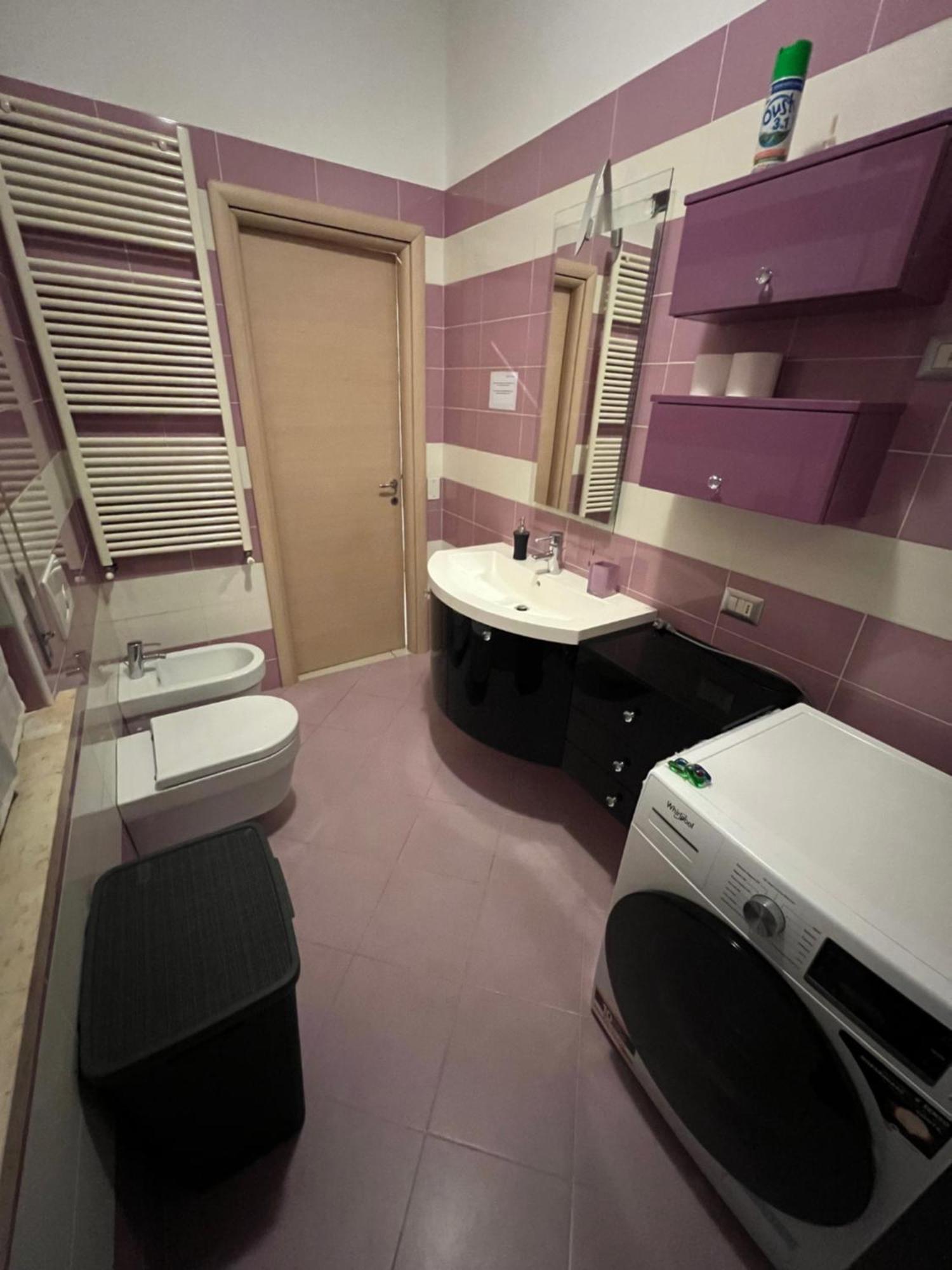 Stay In Style - Vibrant Condo In San Giovanni Lupatoto Exteriér fotografie